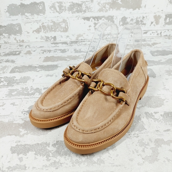 New Steve Madden Karmine Gleaming Tan Suede Goldtone Hardware Loafer W936 - Picture 2 of 12